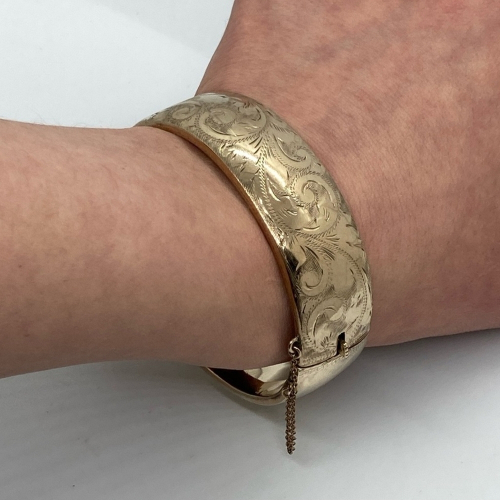 Vtg 9ct 9k Gold Floral Etched Bangle 9 Karat Gold w Metal Core 7” / 2.2”D - Picture 4 of 8